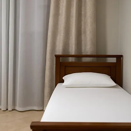 Lungo Mare Apartmens Apartament Wlora