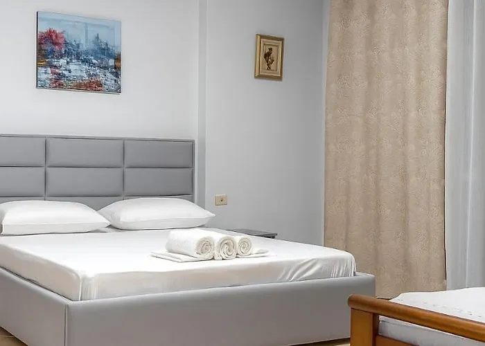 Lungo Mare Apartmens 公寓 *